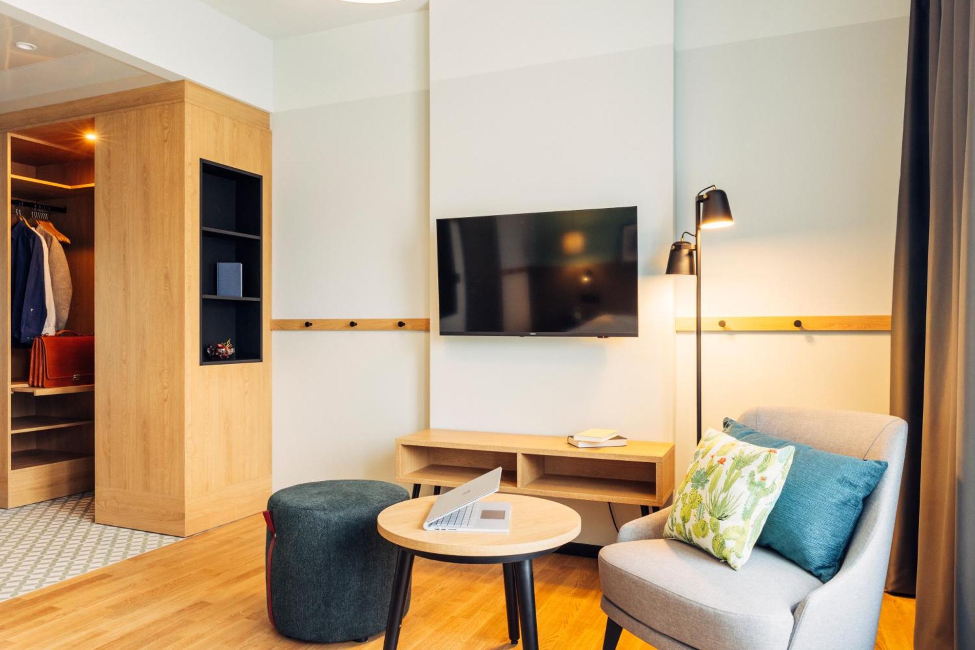 Harry'S Home Villach Hotel & Apartments Экстерьер фото