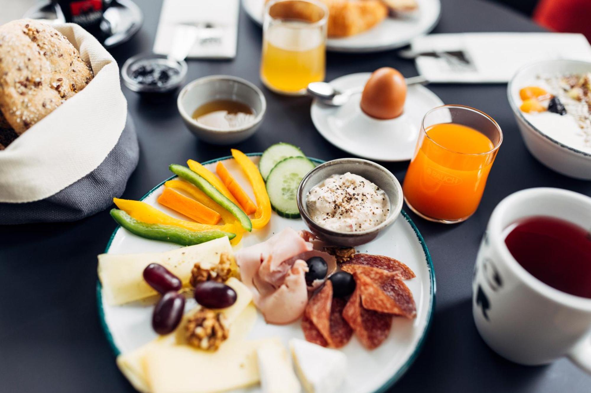Harry'S Home Villach Hotel & Apartments Экстерьер фото