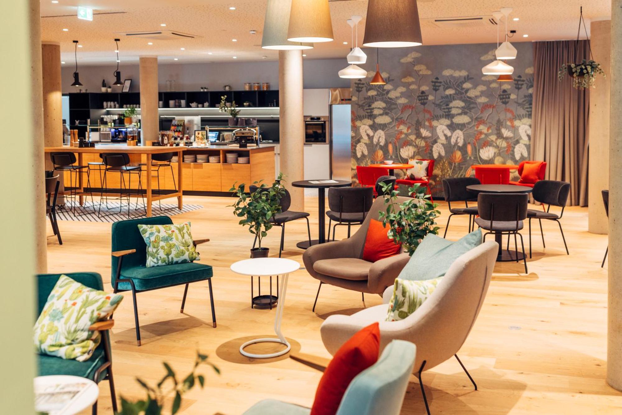 Harry'S Home Villach Hotel & Apartments Экстерьер фото